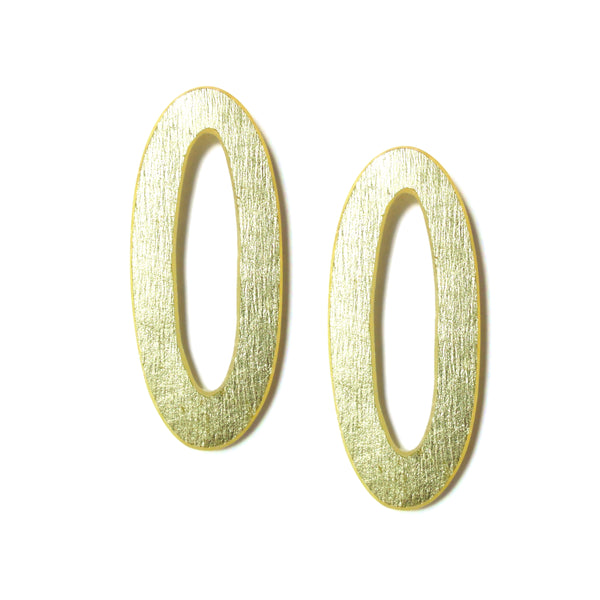 Medium Oval Hoop Earring: 18k Gold Leaf