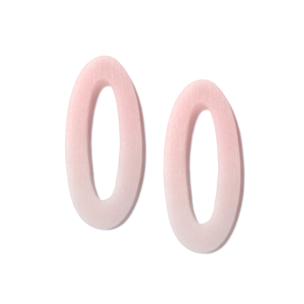 Medium Oval Hoop Earring: Millennial Pink